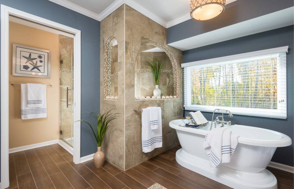 Coastal bathroom with soaking tub